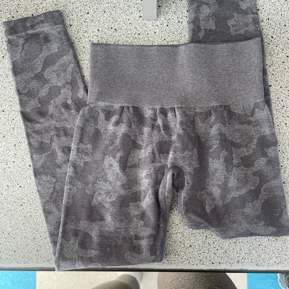 Nvgtn legging